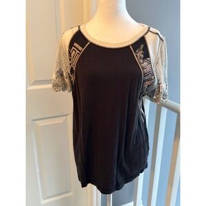 Free People Black Cream Boho Crochet Lace Sleeve Graphic TShirt Top M